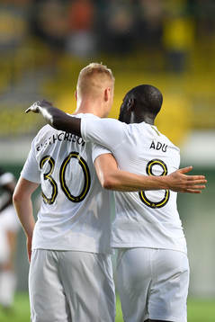 Enoch Kofi Adu and Kolbeinn Sigthorsson of AIK