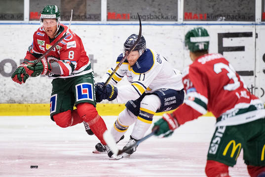 s Simon Önerud