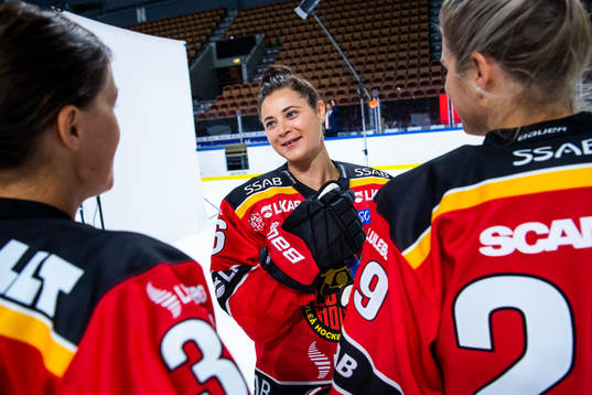 Michelle Karvinen, Jenni Hiirikoski, Emma Nordin