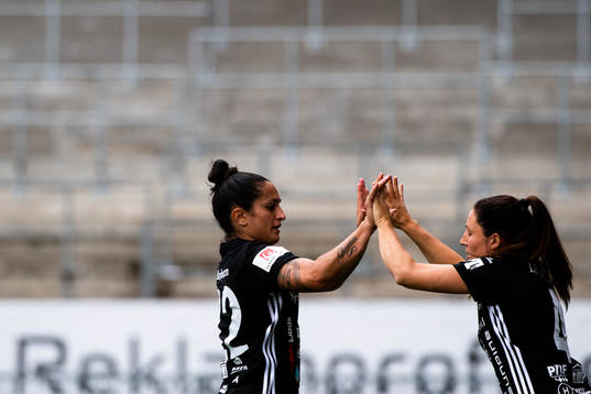 Piteås Fernanda Da Silvaoch Josefin Johansson