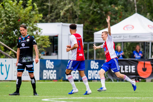 Robin Rasch of KFUM celebrates