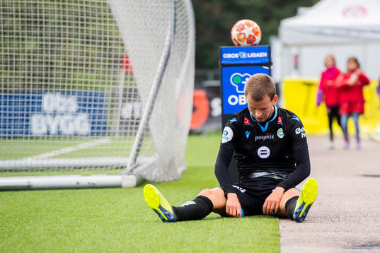 Vegard Østraat Erlien looks dejected