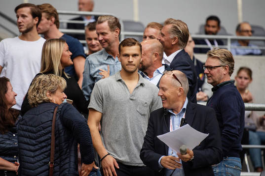 Djurgårdens Jesper Karlström på läktaren