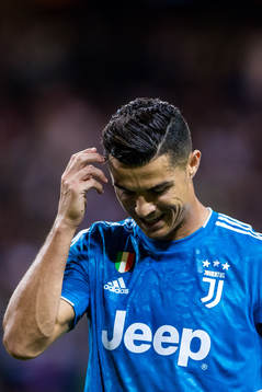 Cristiano Ronaldo of Juventus looks dejected