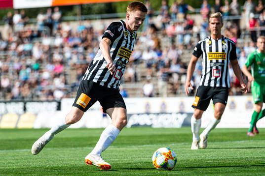 Landskronas Dennis Olofsson