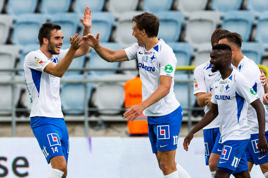 IFK Norrköpings Egzon Binaku jublar med målskytten till