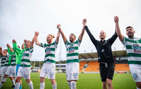 Västerås spelare jublar