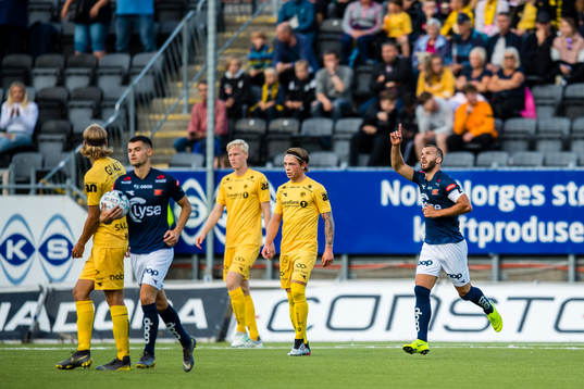 Zlatko Tripic of Viking celebrates