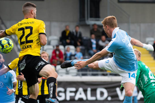 Malmö FFs Anders Christiansen gör 0-1