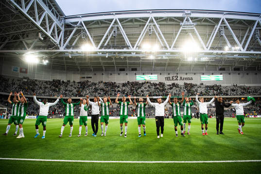 Hammarbys spelare jublar