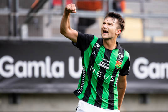 GAIS Måns Saebbö jublar