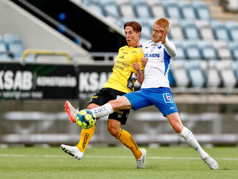Elfsborgs Simon Olsson och IFK Norrköpings Kalle Holmberg