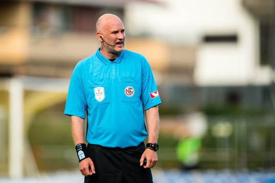 Trond Ivar Døvle, referee