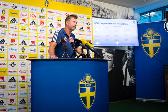 Peter Gerhardsson, förbundskapten för damlandslaget