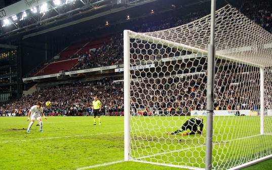 [DK=20190813: Jonas Wind, FCK sparker bolden på Milan