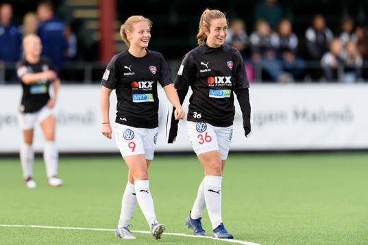 Rosengårds Anna Anvegård och Edina Filekovic innan
