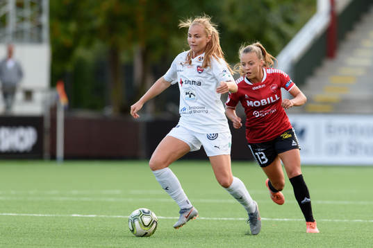 Rosengårds Glodis Perla Viggosdottir och Limhamn Bunkeflos