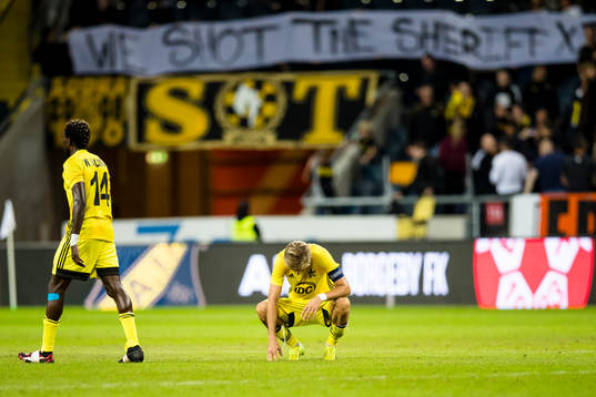 Benjamin Balima and Yury Kendysh of Sheriff Tiraspol looks