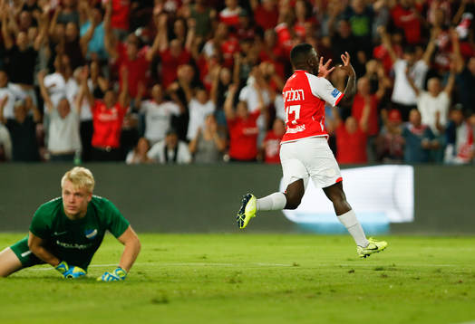 Nigel Haselblink of Hapoel Beer-Sheva scoring Isak