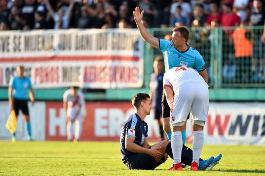 Marcus Antonsson of Malmö FF is injured
