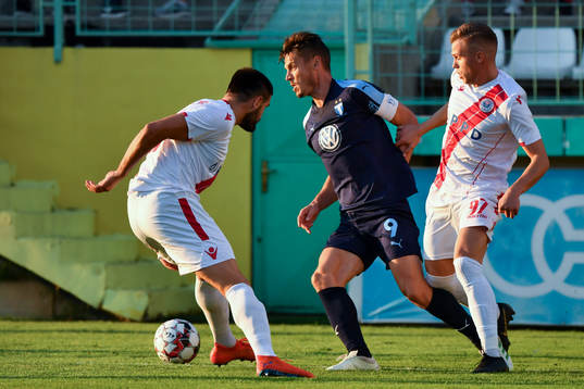 Markus Rosenberg of Malmö FF and Advan Kadusic of Zrinjski