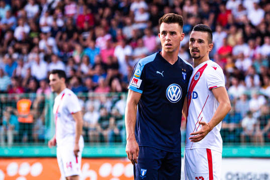 Jonas Knudsen of Malmö FF and Stanisa Mandic of Zrinjski