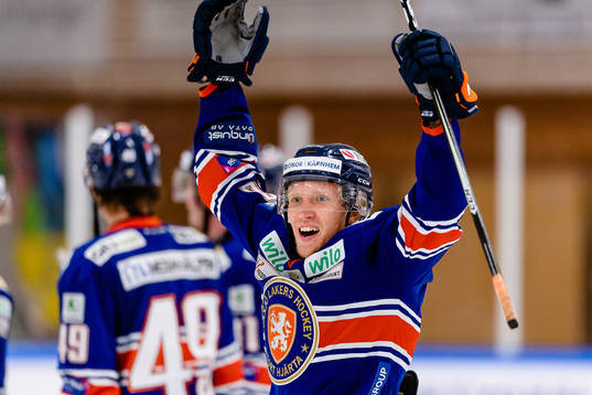 Växjös Marcus Sylvegård jublar