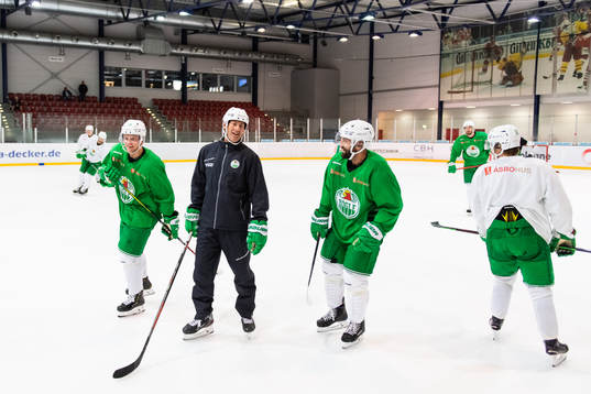 Nils Höglander, assisterande tränare Jan Larsson och