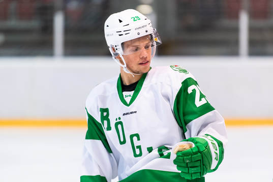 Rögles Wilson Johansson jublar