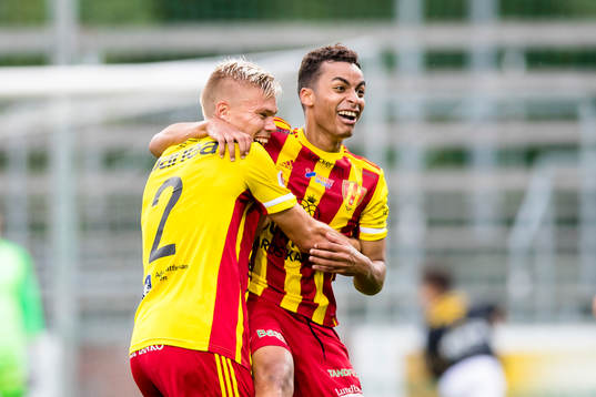 Syrianskas Khalid Abdo kvitterar till 4-4 på övertid och