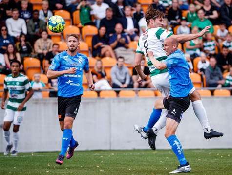 Västerås Jonas Hellgren och Halmstads Andreas Johansson