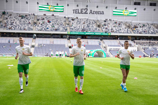 Hammarbys Richard Magyar , Aron Johannsson och Nikola