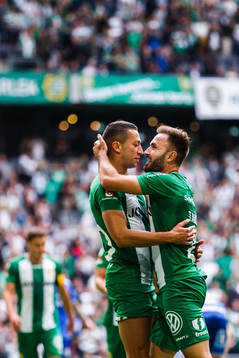 Hammarbys Muamer Tankovic och Nikola Djurdjic jublar
