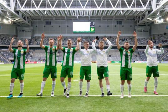 Hammarbys spelare jublar