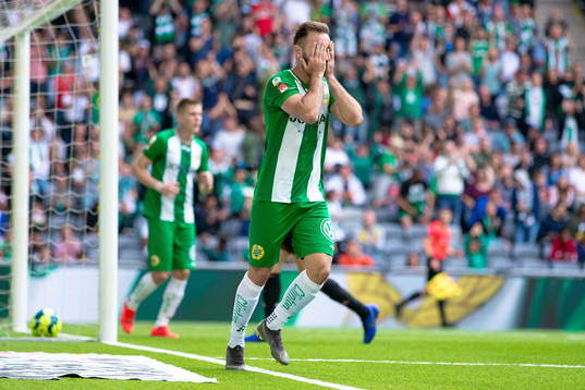 Hammarbys Muamer Tankovic jublar