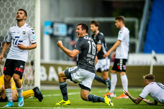 Even Hovland of Rosenborg celebrates