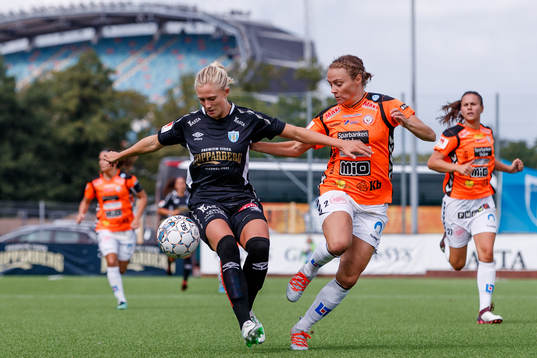 Göteborgs Filippa Curmark och Kristianstads Sif Atladottir