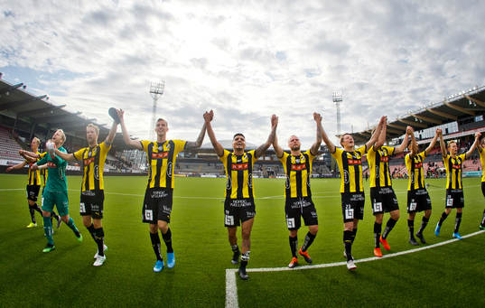 Häckens Gustaf Nilsson, Ahmed Yasin och Viktor Lundberg