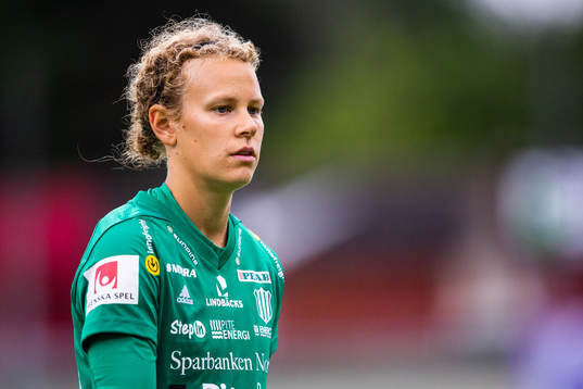 Piteås målvakt Cajsa Andersson deppar