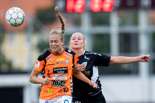 Kristianstads Therese Ivarsson mot Göteborgs Karin Lundin