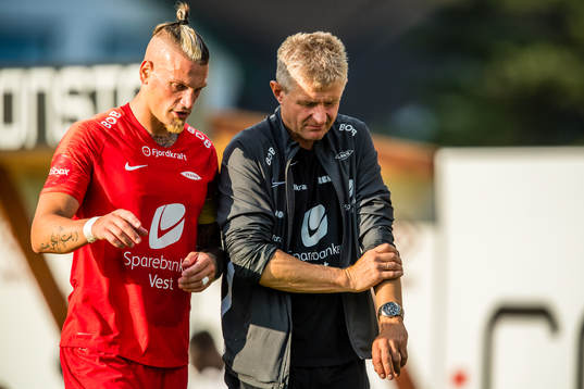 Vito Wormgoor of Brann and Lars Arne Nilsen, head coach of