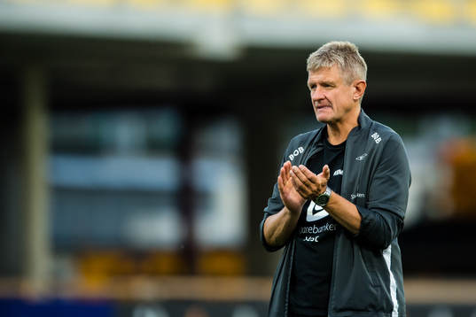 Lars Arne Nilsen, head coach of Brann,  looks dejected