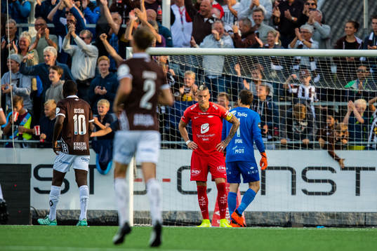 Vito Wormgoor of Brann looks dejected