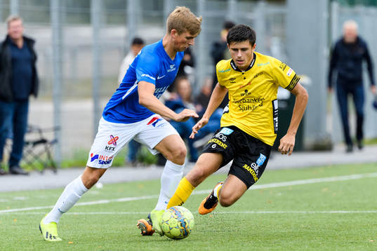 Elfsborgs Besfort Zeneli och Trelleborgs Johannes Gustafson