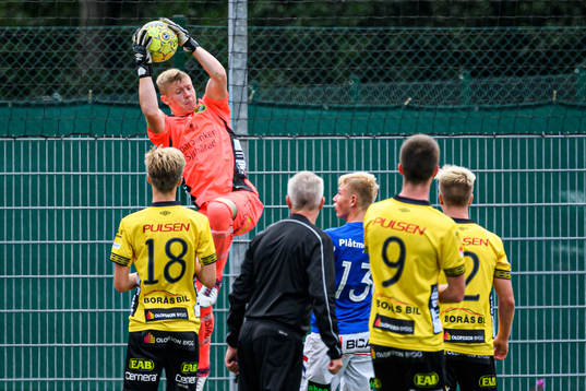 Elfsborgs målvakt Max Helge