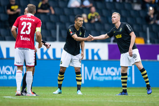 s Nabil Bahoui (v) och Kolbeinn Sigthorsson (h) jublar