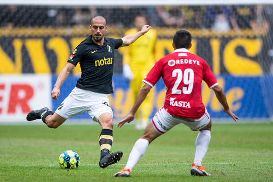 s Panajotis Dimitriadis