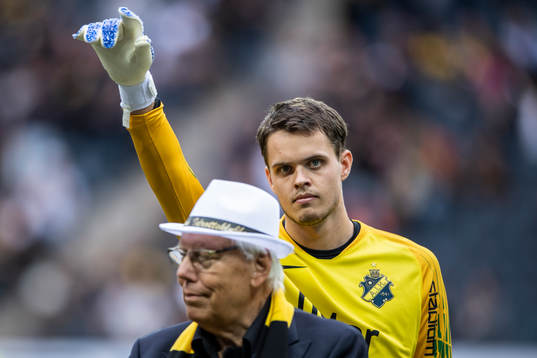 s målvakt Oscar Linnér