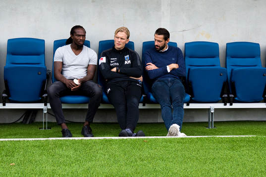 Sirius Kebba Ceesay och tränare Mirza Jelecak