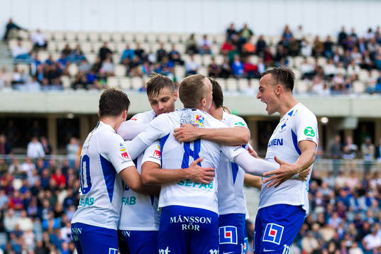 Norrköpings spelare jublar